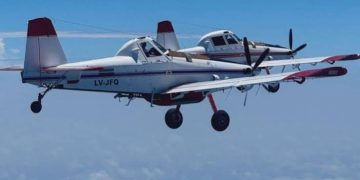 Desde Monte Buey al mundo: siete aviones argentinos combatieron incendios en Argelia