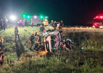 Accidente en Autopista: 4 mujeres fueron derivadas al hospital tras un vuelco