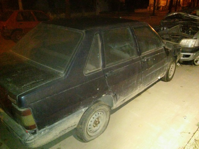 Pampeano dejó de regalo un auto a la policía de Monte Maíz