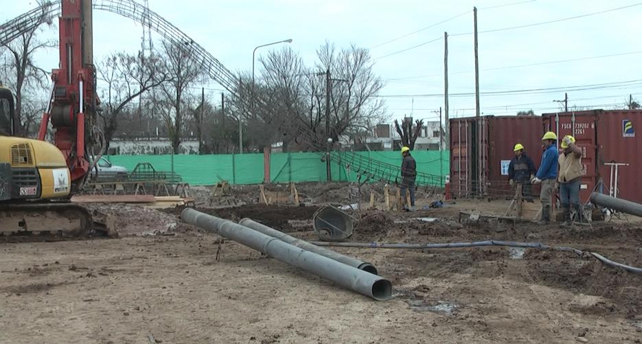 Continúan las tareas en el predio donde se instalará el supermercado La Anónima