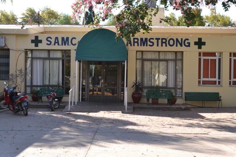 Odontólogo del SAMCO de Armstrong cobraría sueldo por 44 horas semanales y solo trabaja 8