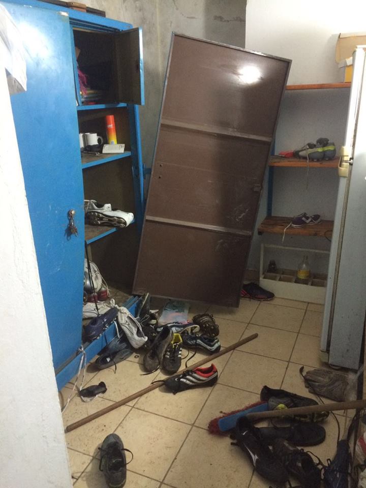 Destrozos y robo en los vestuarios de San Martín