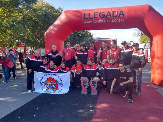 Primer puesto para Bomberos de Marcos Juárez en Olimpiadas habilidades bomberiles