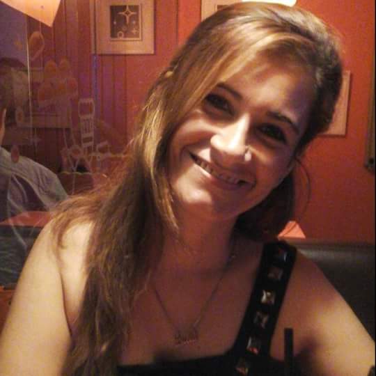 Murió una mujer por asfixia mientras dormía