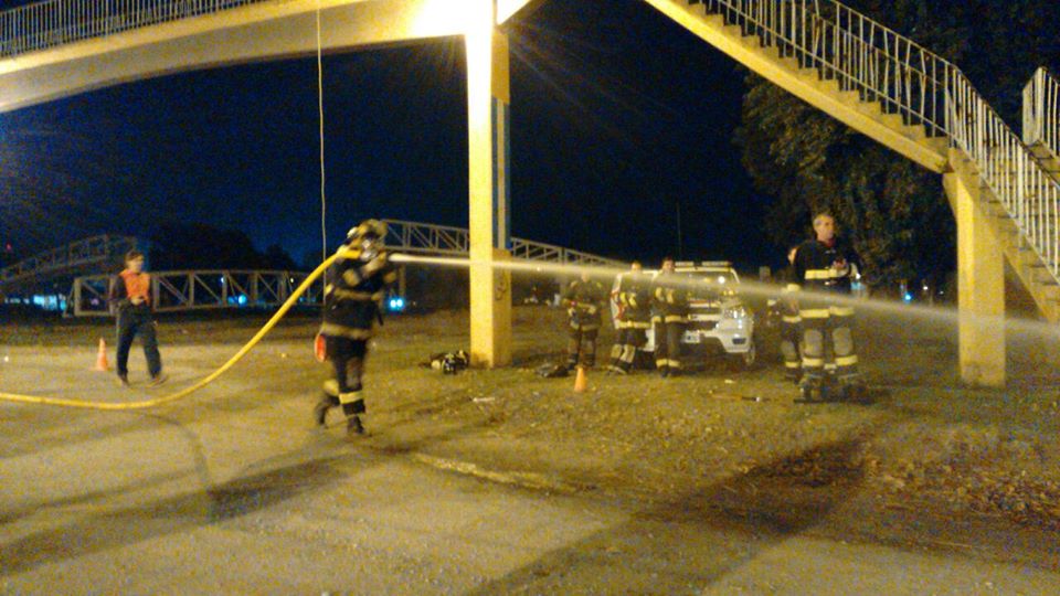 Bomberos de Marcos Juárez se prepara para participar de las II Olimpiadas Provinciales de Habilidades Bomberiles  2016