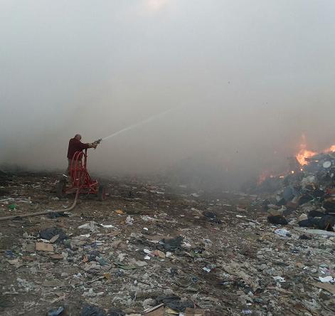 Incendio aparentemente intencional en el basural