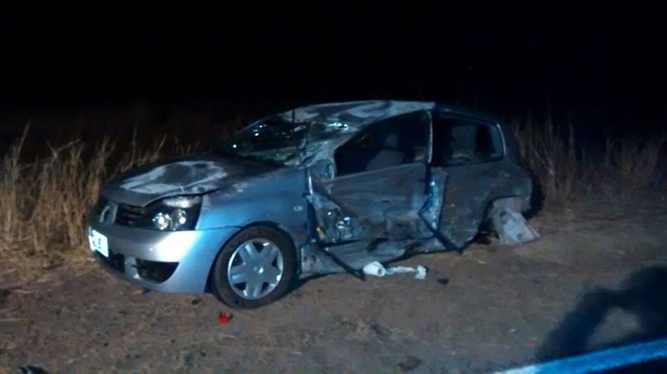 Choque frontal entre dos automóviles en ruta 9 en General Roca
