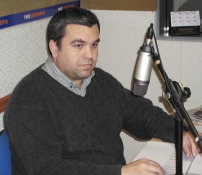 Si bien había un contrato, existe una ordenanza Municipal que establece que todo empleado después del sexto mes de trabajo debe pasar a planta permanente”