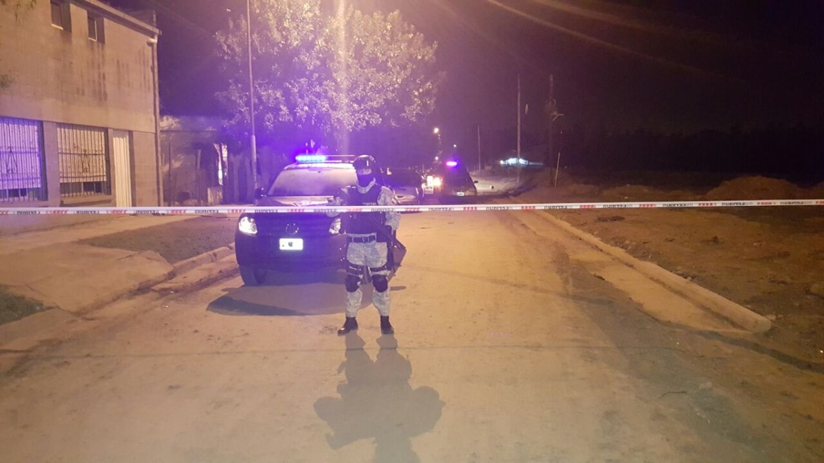 Marcos Juárez – La FPA cerró un punto de venta y detuvo a un sujeto por venta de drogas.