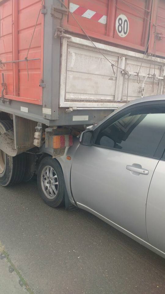 Accidente de tránsito de características importantes en autopista en cercanías de General Roca