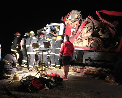 Cuádruple choque de camiones en Ruta 11