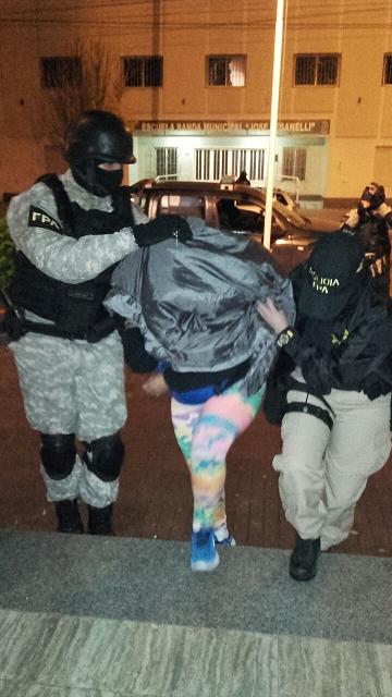 FPA  y un allanamiento por drogas en calle Mitre de Marcos Juárez con resultados positivos y la detención de una mujer