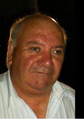 Me planté frente a la máquina para evitar que saquen los árboles y manifesté que quería hablar con el responsable, y llegó el intendente”