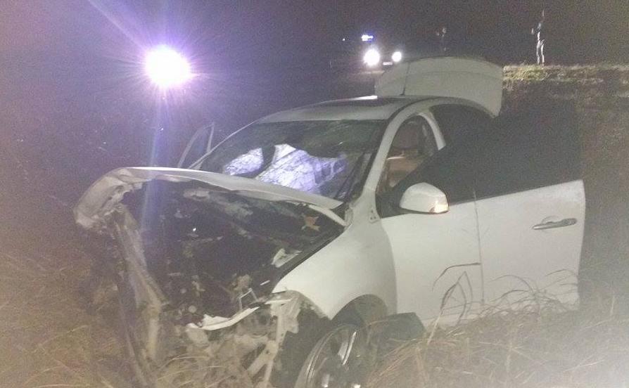 Choque por alcance entre un camión y un automóvil en el km. 436 de autopista