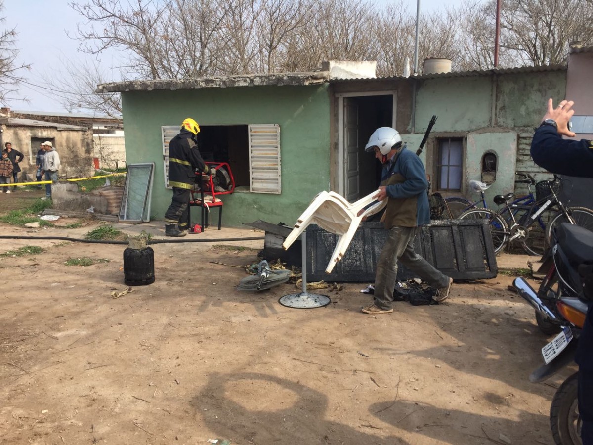 Bomberos Voluntarios de Córdoba realizará hoy un relevamiento en la vivienda incendiada donde falleció un joven de 14 años