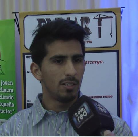 Marcelo Torres ganó el premio el emprendedor del año con un elevador adaptable a camionetas