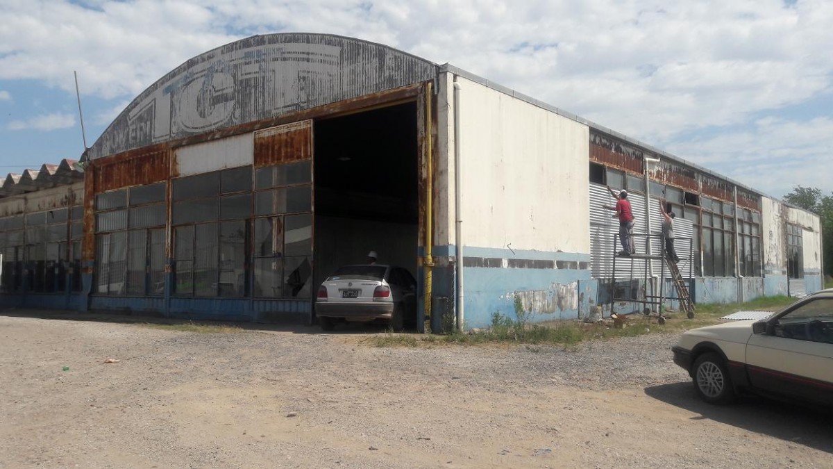 La firma El Fierro alquiló uno de los galpones pertenecientes a la empresa TCT