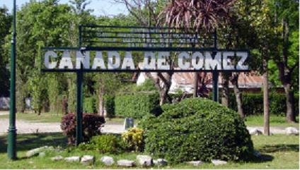 Correa: Un joven atropelló a una mujer y huyó dejando  el auto abandonado