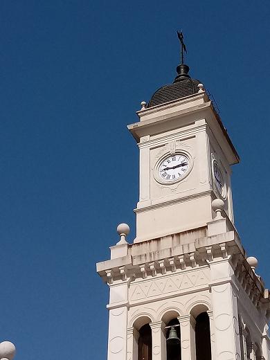 El reloj de la Parroquia La Asunción nuevamente en funcionamiento