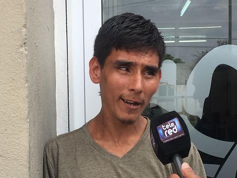 Encontró una billetera con una importante suma de dinero y la devolvió