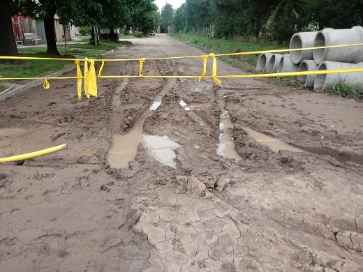 Reclamo de vecino de Villa Argentina por nuevas obras inconclusas