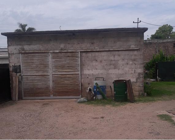 A través de las cámaras vimos como estos sujetos ingresaron dos veces al galpón y se llevaron objetos”