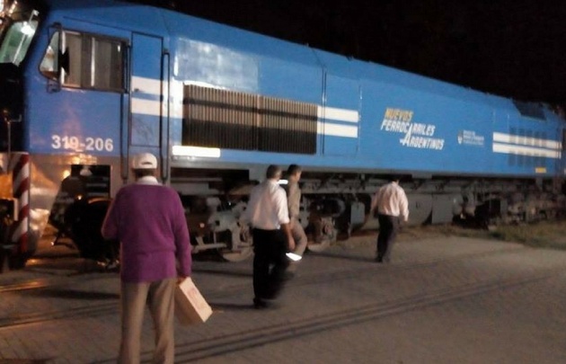 Jóven arrollado por un Tren en Leones