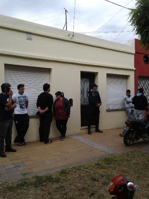 La encontraron muerta