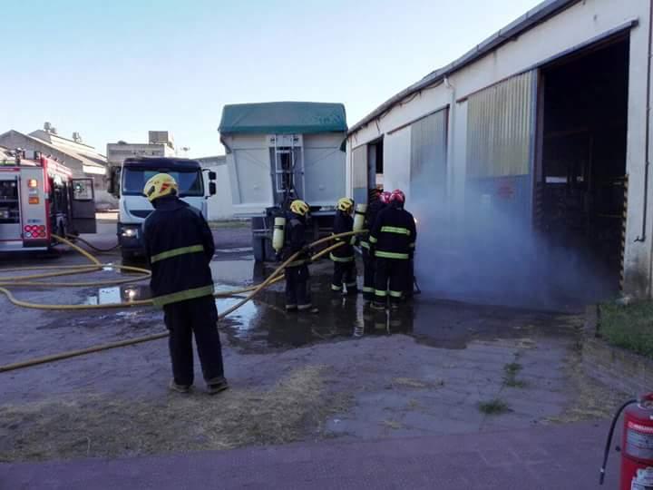 Incendio en un galpón de la antigua firma Schiarre
