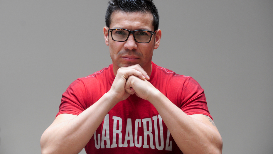 Cambio de horario para la charla de “Maravilla” Martínez en la Ciudad