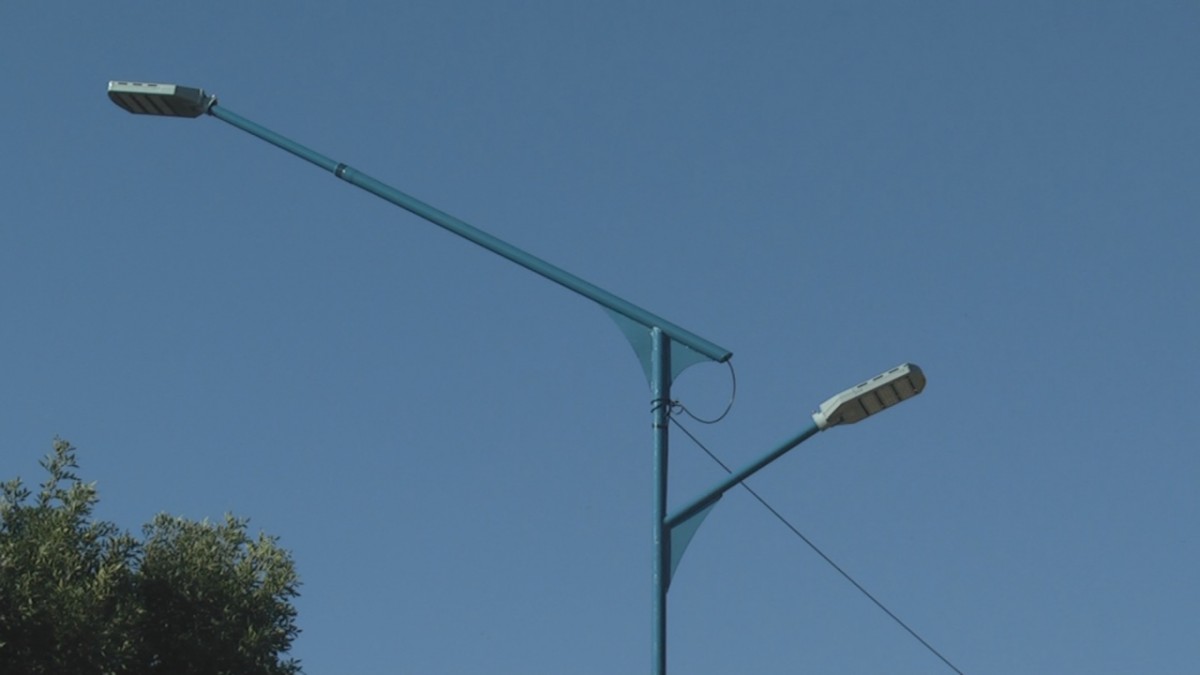 Colocación de luminarias led y un gimnasio para plaza Sarmiento
