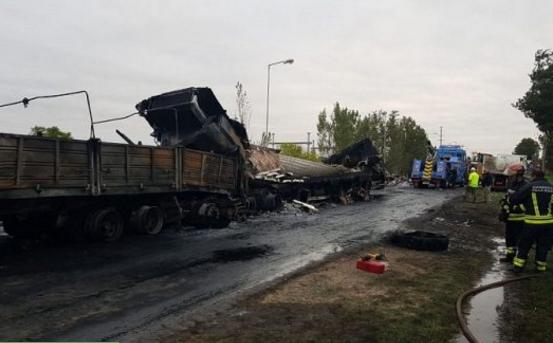 Triple choque entre camiones en Villa Maria con una persona fallecida