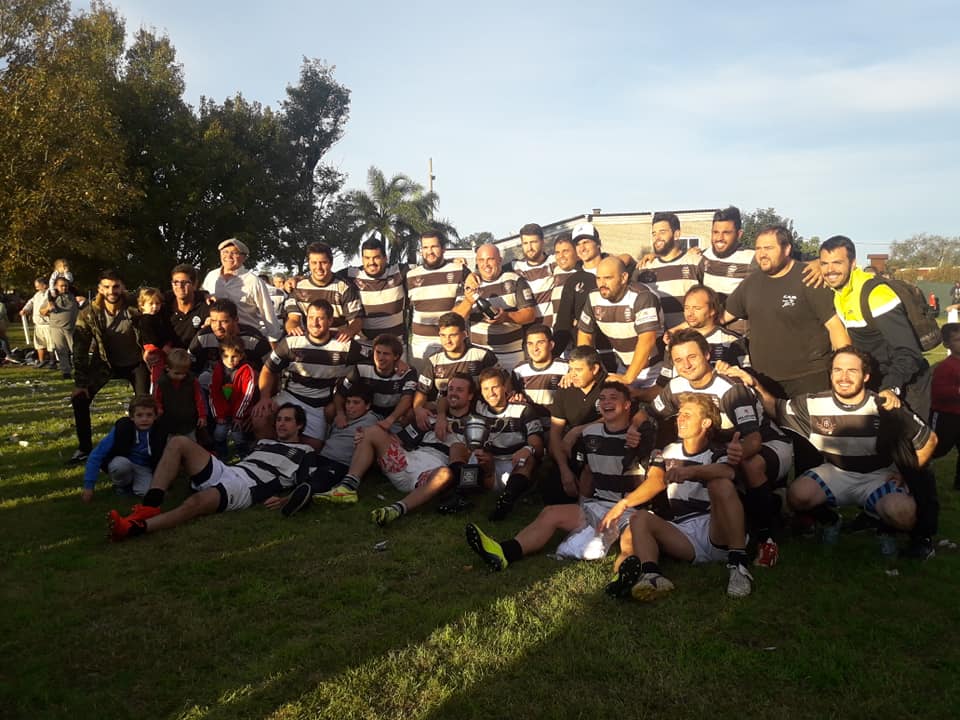 Rugby: CAM CAMPEON.-
