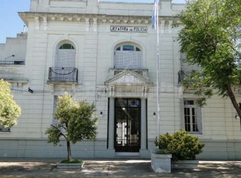 Fuga de dos delincuentes de la alcaidía de Sastre, con la detención de uno de ellos