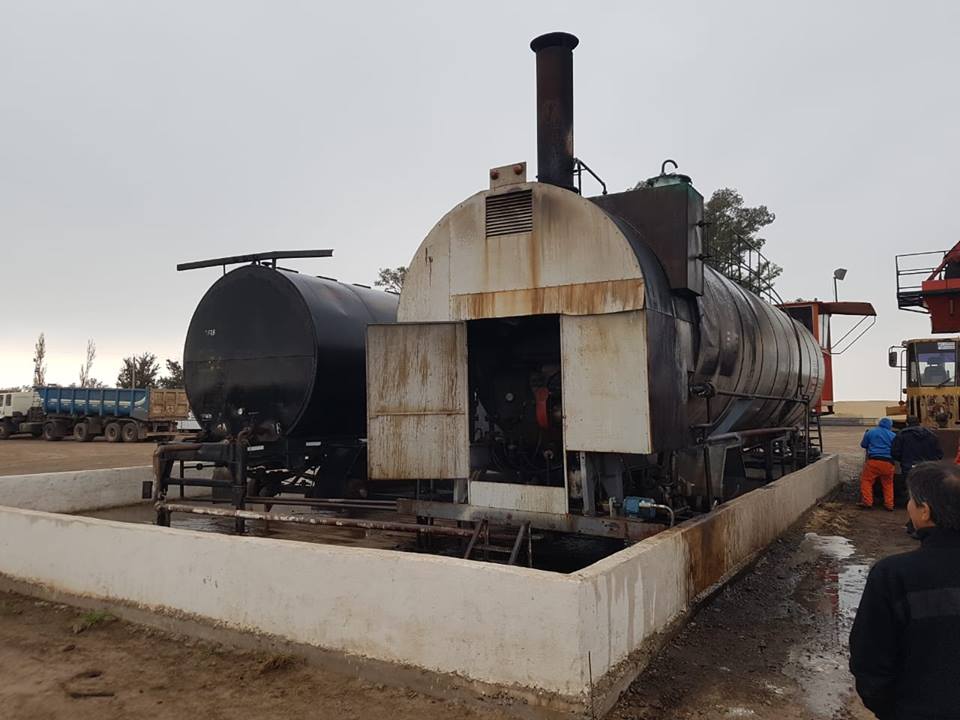 Principio de incendio en tanque de asfalto en obrador de ruta 12