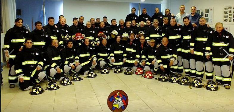 Toque de sirena por el Dia del Bombero Voluntario