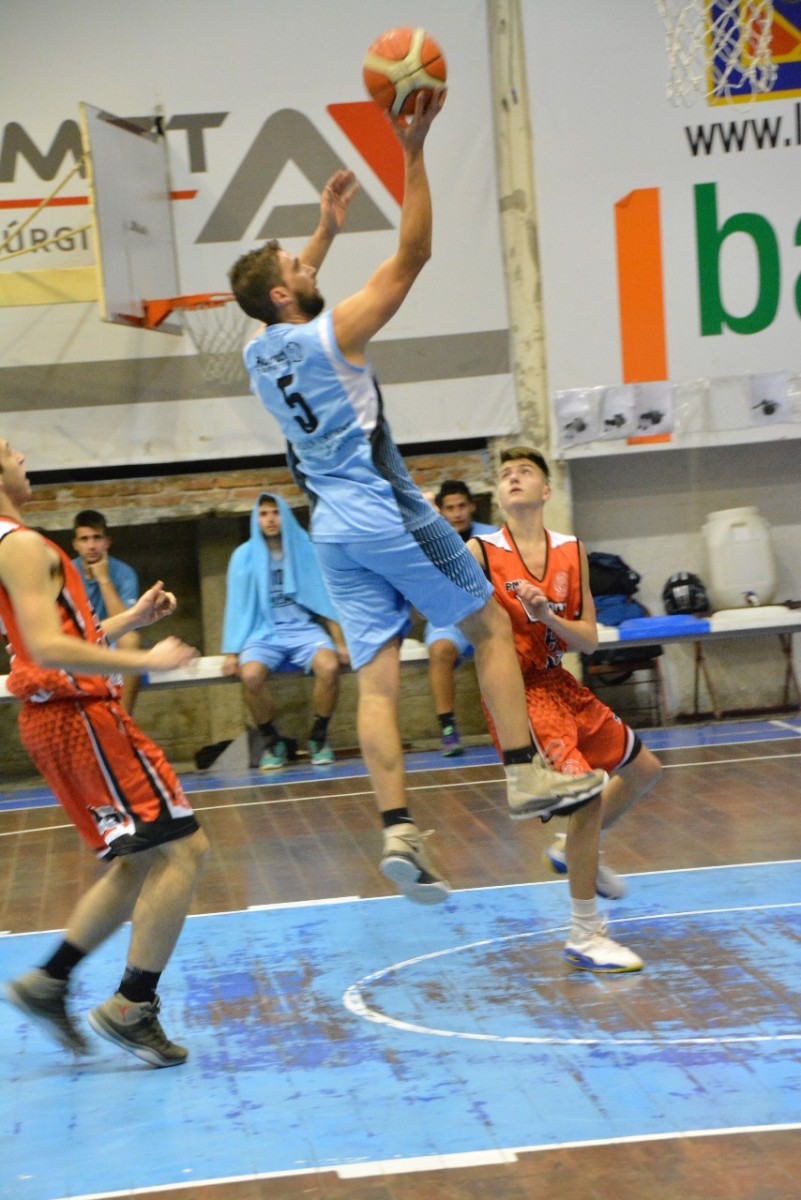 Básquet de Primera: San Martín goleó y paso los 100 puntos.-