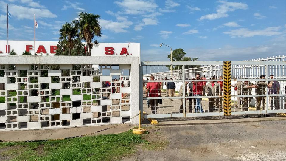 Firmat: buenas noticias para Vassalli, acuerdan la reactivación de la fábrica