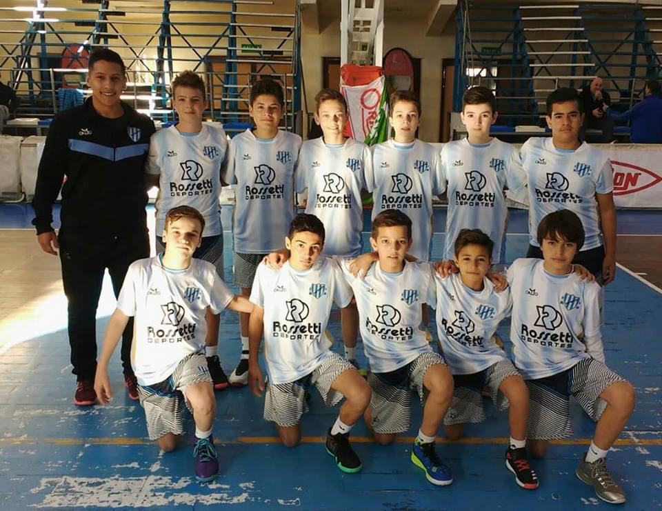 Básquet de San Martín: La U-13 debutó con una victoria
