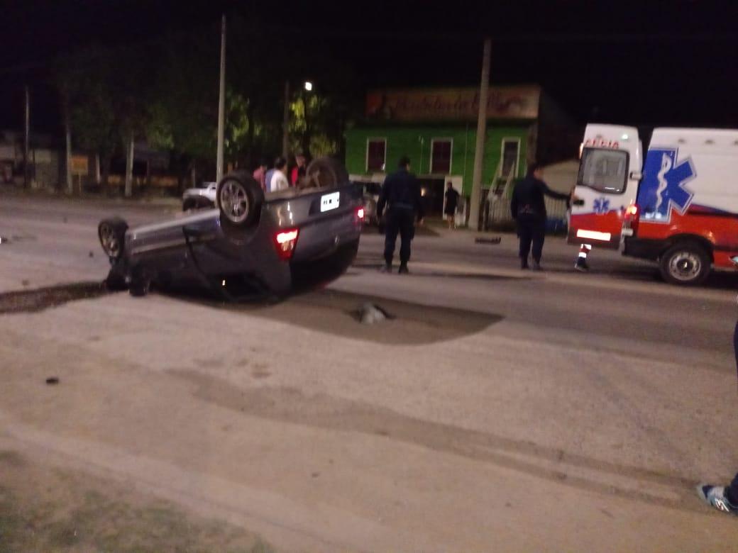 Espectacular accidente en ruta 9 y Santiago del Estero con el vuelco de un automóvil