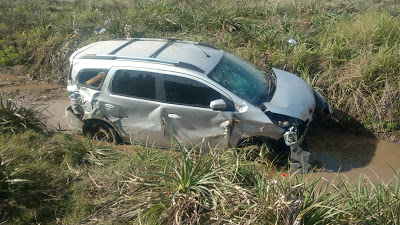 Despiste de un automóvil de alquiler de Leones en San Marcos