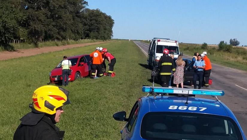 Salida de Bomberos: accidente por alcance.-