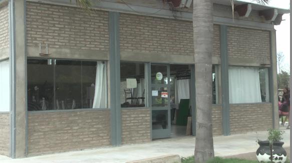 Robo de cervezas y golosinas del bar del CAM