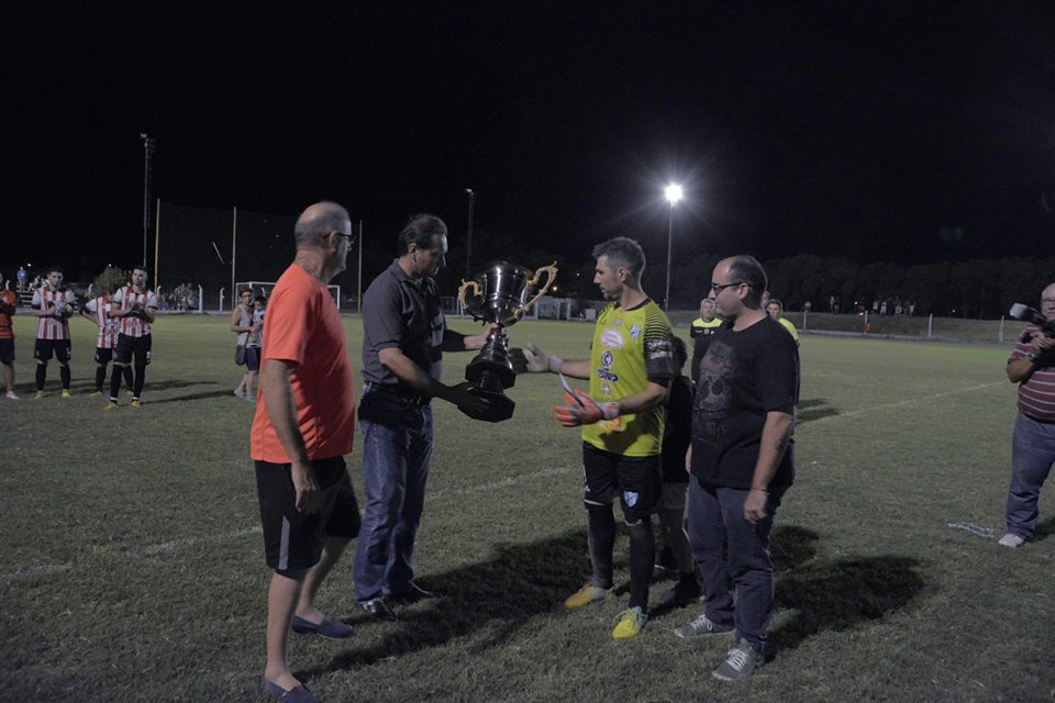 Fútbol: Copa C. de M. Juárez: San Martín se llevó  la Copa Rossetti Deportes.-