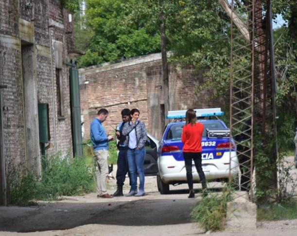 Villa Maria: hallazgo del cuerpo sin vida, maniatado y semi desnudo de un hombre en una aceitera abandonada