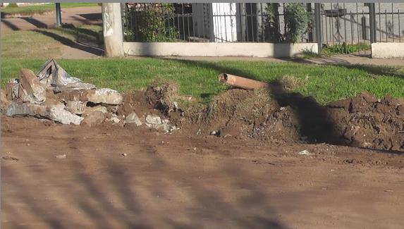 Desde que empezó la obra hace dos años siempre hubo problemas y no veo la solución»