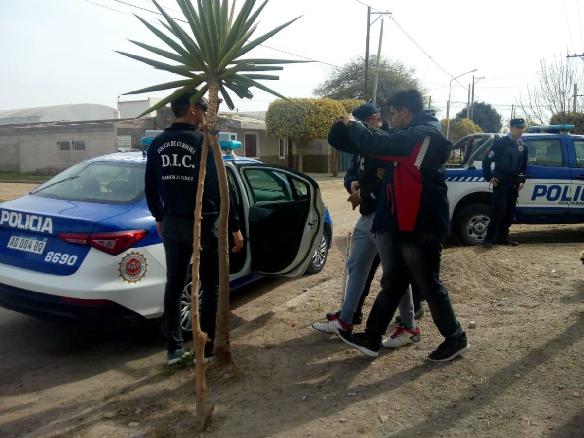 Allanamientos y detenciones en Bell Ville por un hecho de robo calificado con el uso de arma en zona rural de Leones