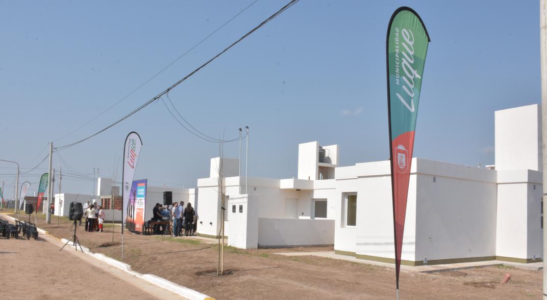 La localidad de Luque reactivó su economía con un plan de viviendas denominado «compre local»