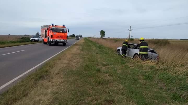 Corral de Bustos: Accidente en solitario en ruta 12