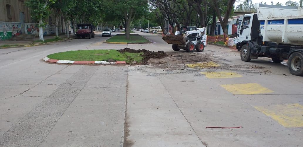 Retiro de la rotonda de calle Lardizàbal entre Tucumàn e Italia